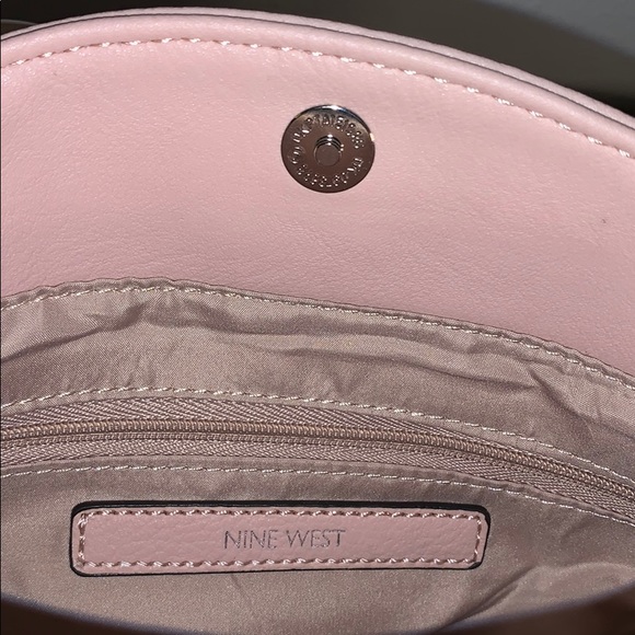 Nine West purse - Picture 5 of 7